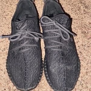 yeezy boost 350 Pirate Black